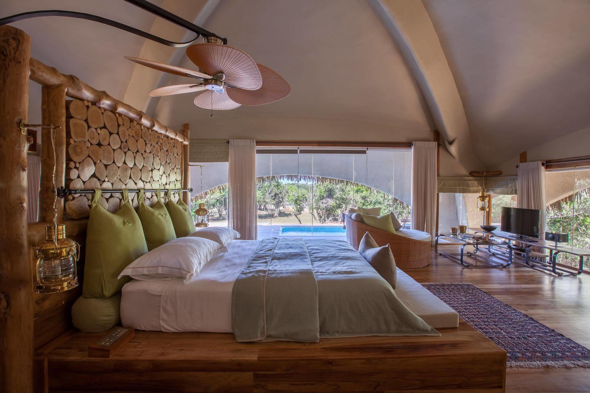 Uga Chena Huts – 5*